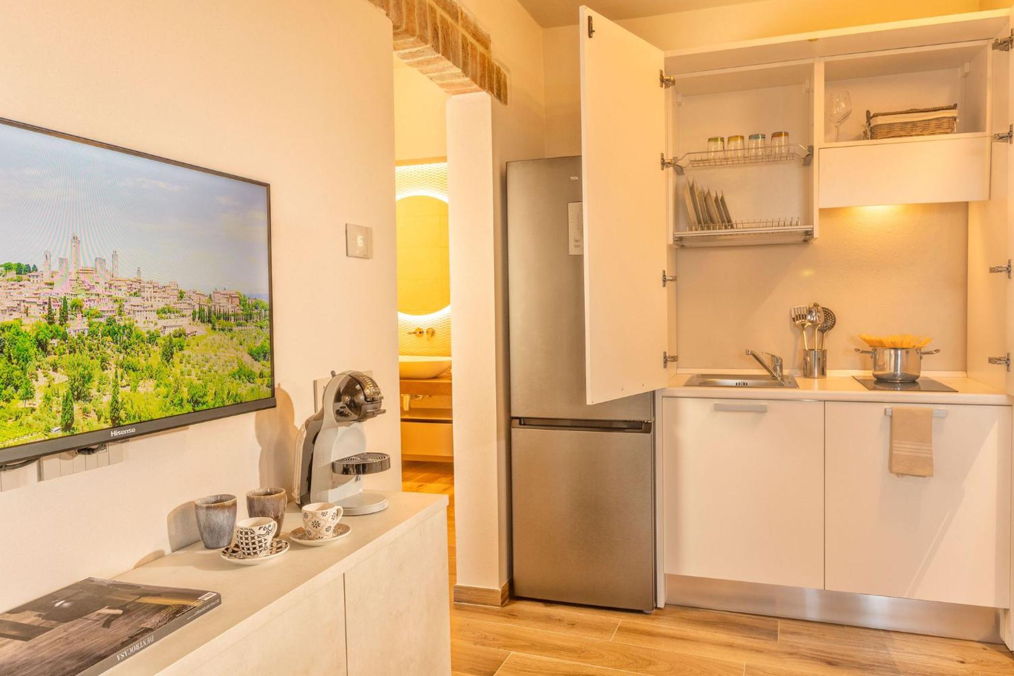 Palazzo Falcinelli Luxury Room In Montepulciano Center With Air Conditioning And Elevator Luaran gambar