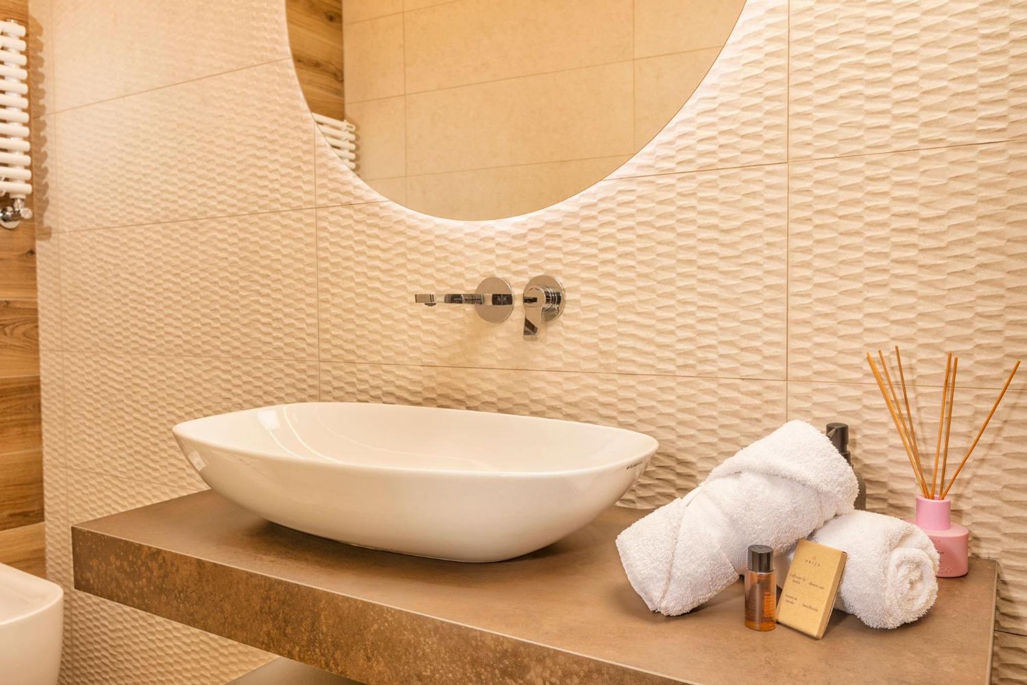 Palazzo Falcinelli Luxury Room In Montepulciano Center With Air Conditioning And Elevator Luaran gambar
