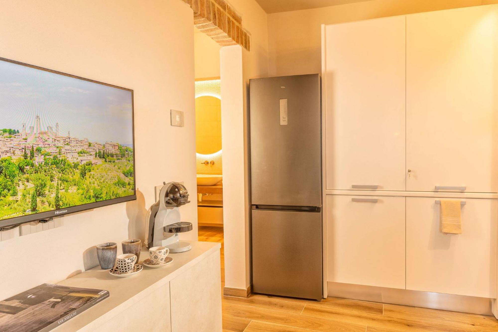 Palazzo Falcinelli Luxury Room In Montepulciano Center With Air Conditioning And Elevator Luaran gambar