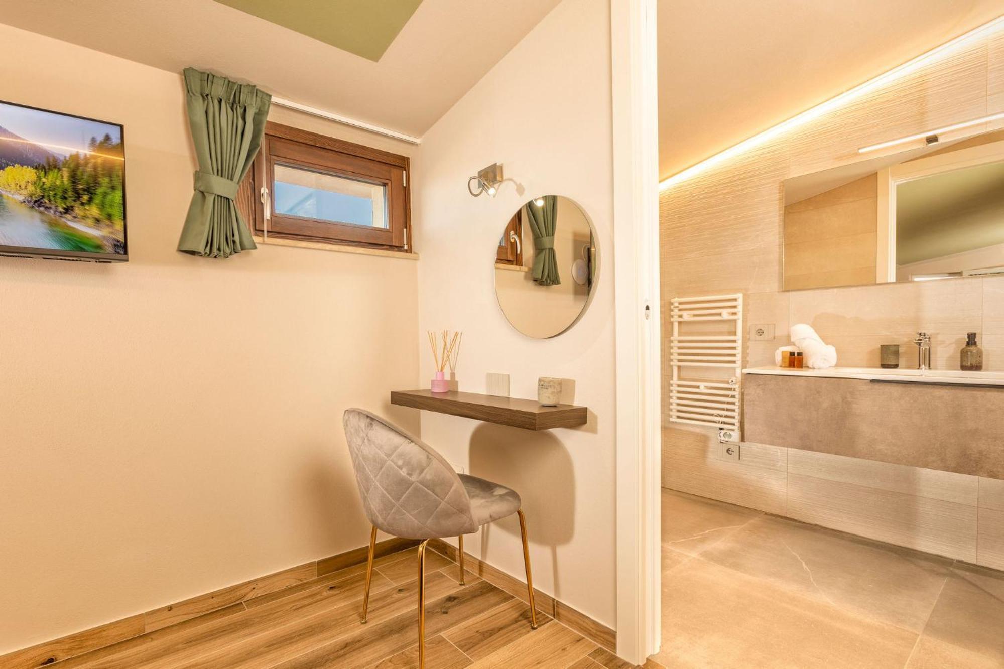 Palazzo Falcinelli Luxury Room In Montepulciano Center With Air Conditioning And Elevator Luaran gambar